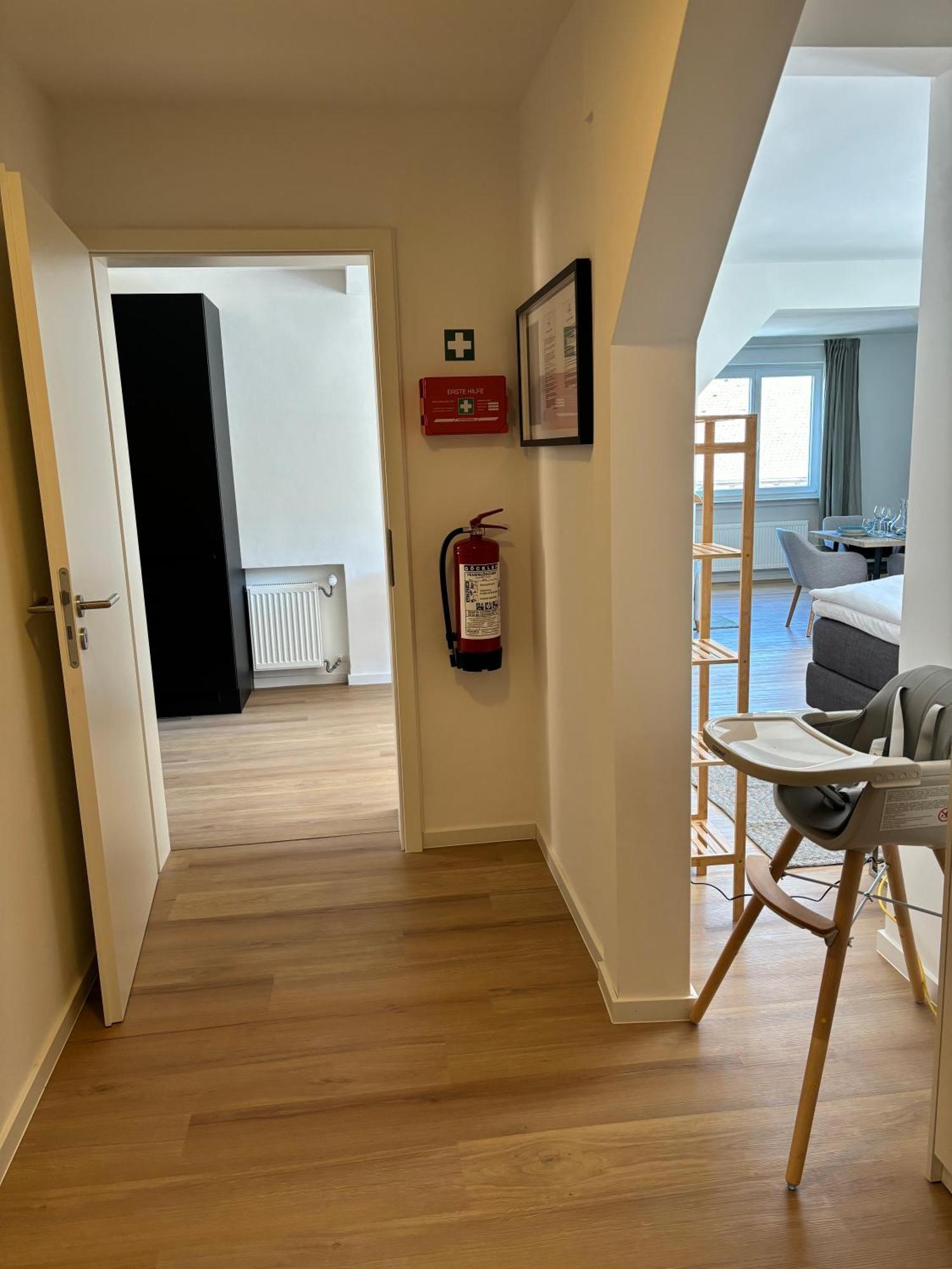 Gesamte Wohnung, Kueche, Parkplatz, Terrasse باد بيلنغن المظهر الخارجي الصورة