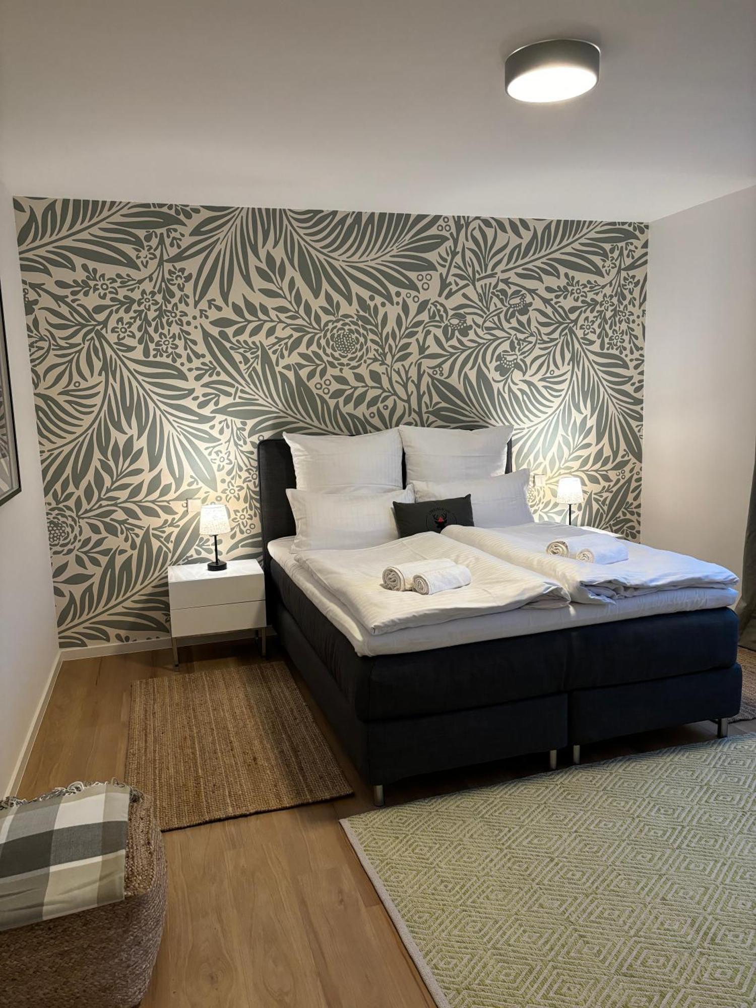 Gesamte Wohnung, Kueche, Parkplatz, Terrasse باد بيلنغن المظهر الخارجي الصورة