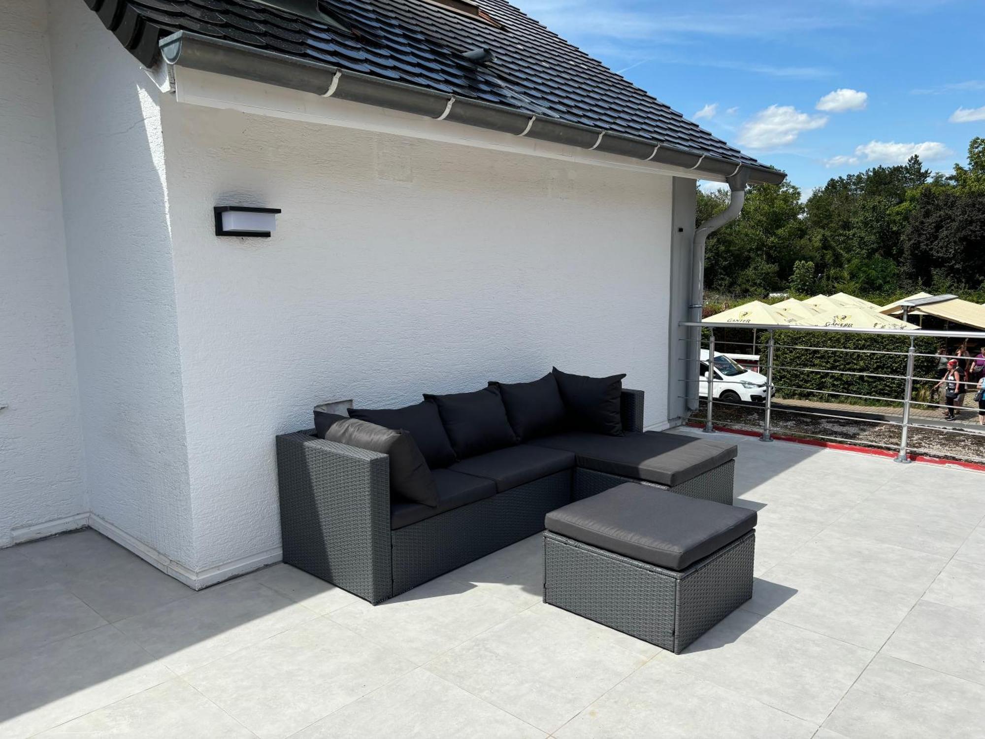 Gesamte Wohnung, Kueche, Parkplatz, Terrasse باد بيلنغن المظهر الخارجي الصورة
